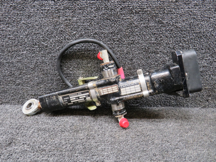 106-74-3 AMD Hydraulic Jack Actuator with Modifications (Corroded) (Core)