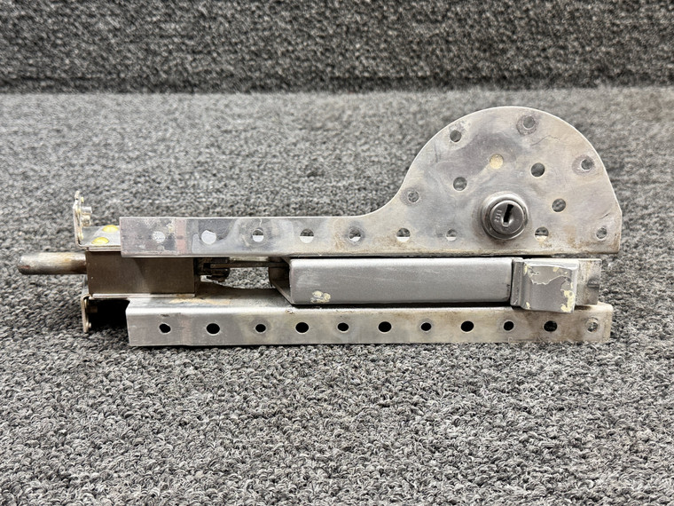 0851781-35 Hartwell Nacelle Baggage Door Latch with Lock (Colored)