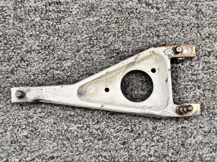 5041114-2 Cessna 340A Main Gear Torque Link Upper or Lower RH (Angled Zerk)