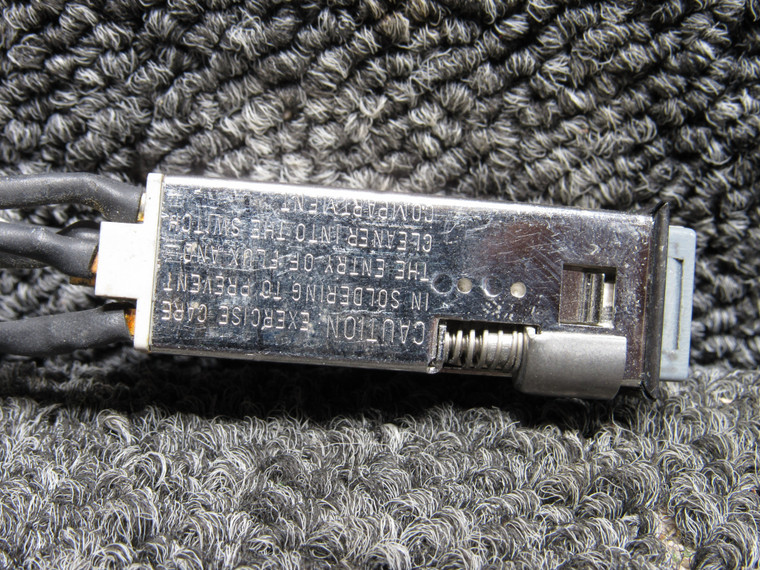 90E10A1C4 Master Specialties Auxiliary Hydraulic Switch