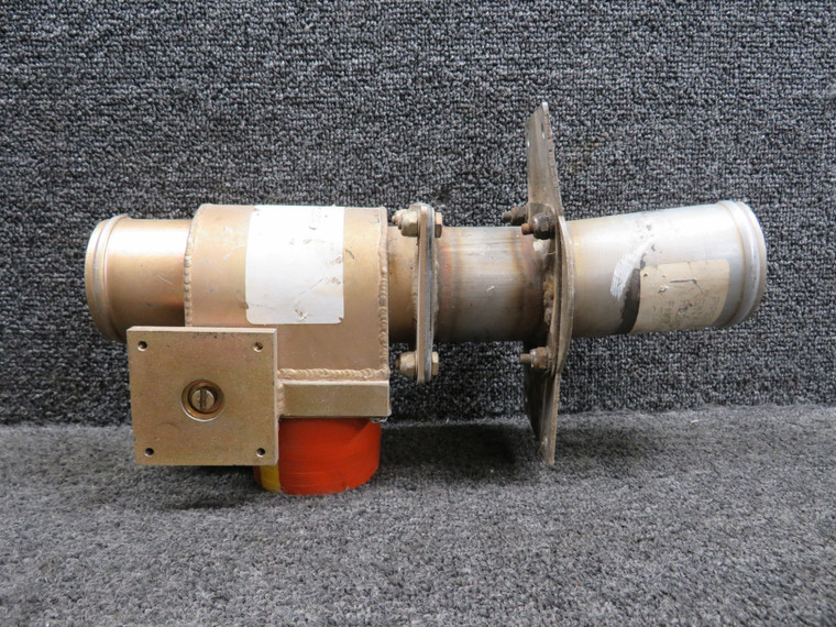 980047-001 (Alt: 65-10040-502) Piper Aerostar 601P Pressure Diverter Valve RH