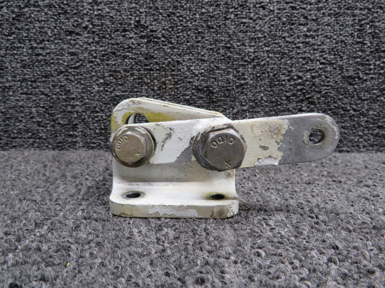 40652-000, 42041-000 Piper PA-31T Main Gear Actuator Bracket with Crank Assy LH