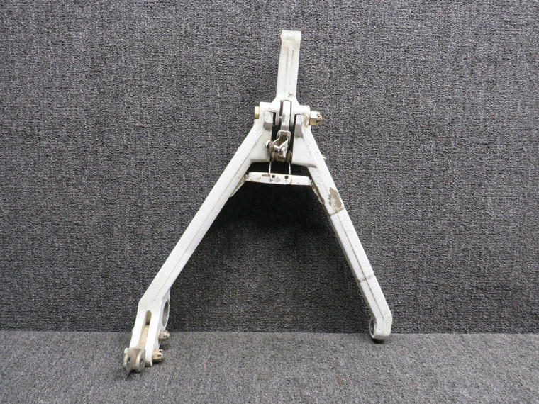 40280-000, 40280-001, 85166-003 Piper PA-31T Main Gear Drag Brace with Leg RH