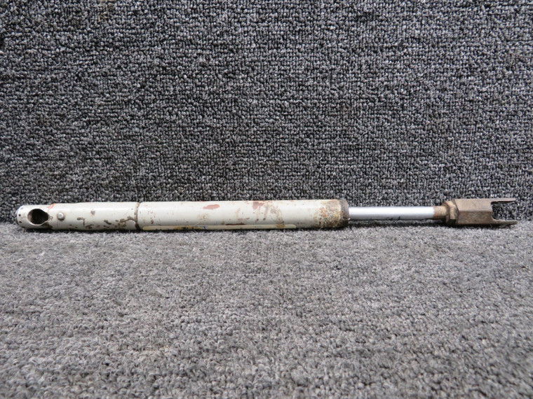 0543022-3 Cessna 150G Nose Gear Steering Tube Assembly LH (Core)