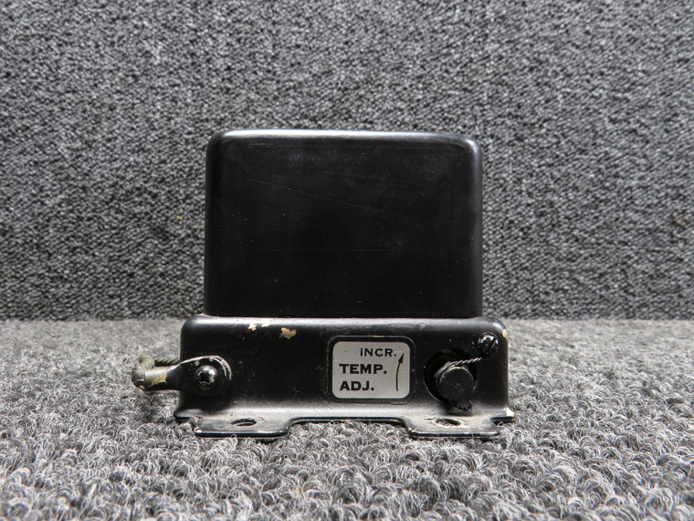 A706-1 United Control Window Temperature Controller Unit (Volts: 28)