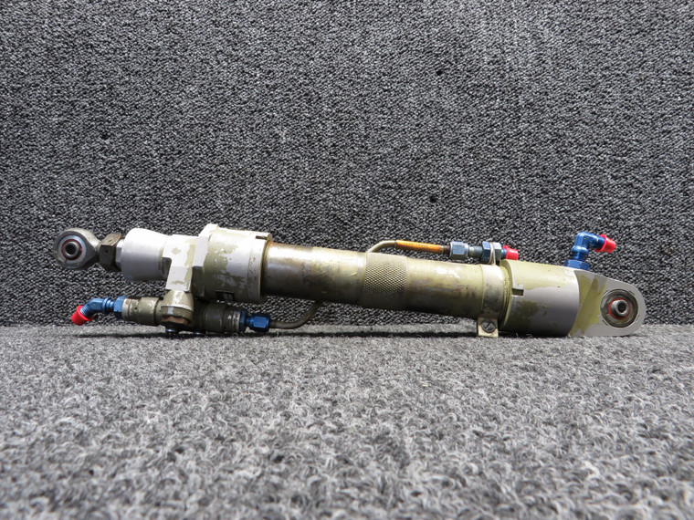 159H10029-1C Agawam Aircraft Actuator with Hydraulic Shuttle Valve (Minor Rust)