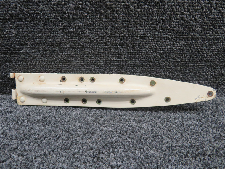 0511238-2 Cessna 172M Cabin Door Upper Hinge Aft RH