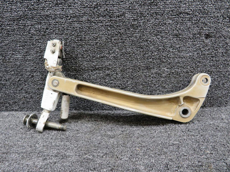5041001-2, 0841100-4 Cessna 310L Main Gear Retract Bellcrank and Lock Link RH