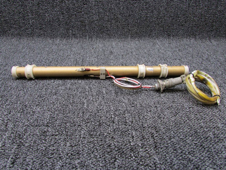 020-924-001 (Alt: 9910082-29) Gull Fuel Quantity Unit has Connector (Volts: 28)