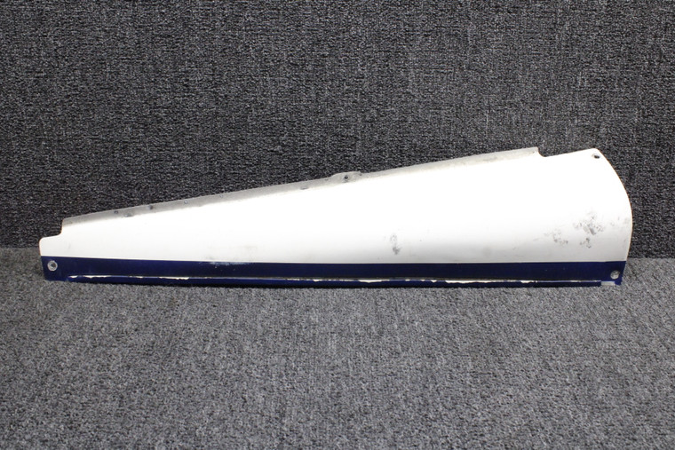 0530010-6 (Use: 0530010-12) Cessna 172D Stabilizer Fairing RH (Striped)