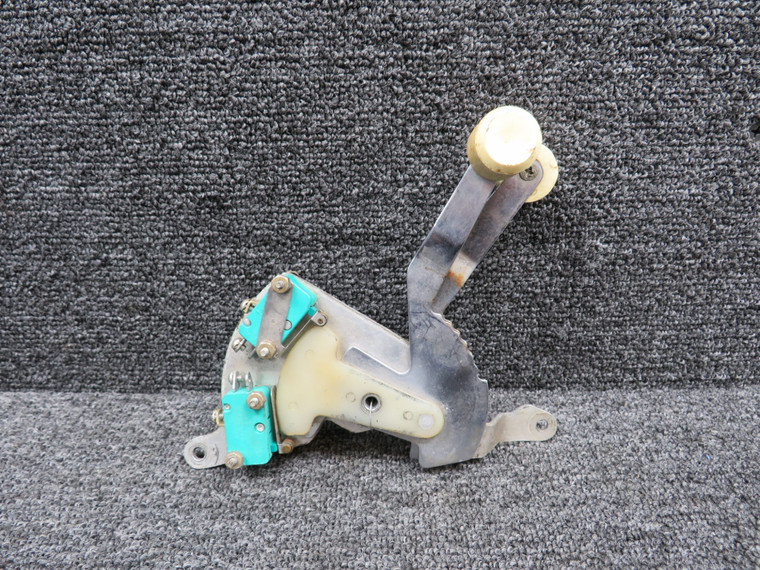 1452530-17, 1452530-18 Cessna 337B Cowl Flap Control Lever Assembly (Incomplete)
