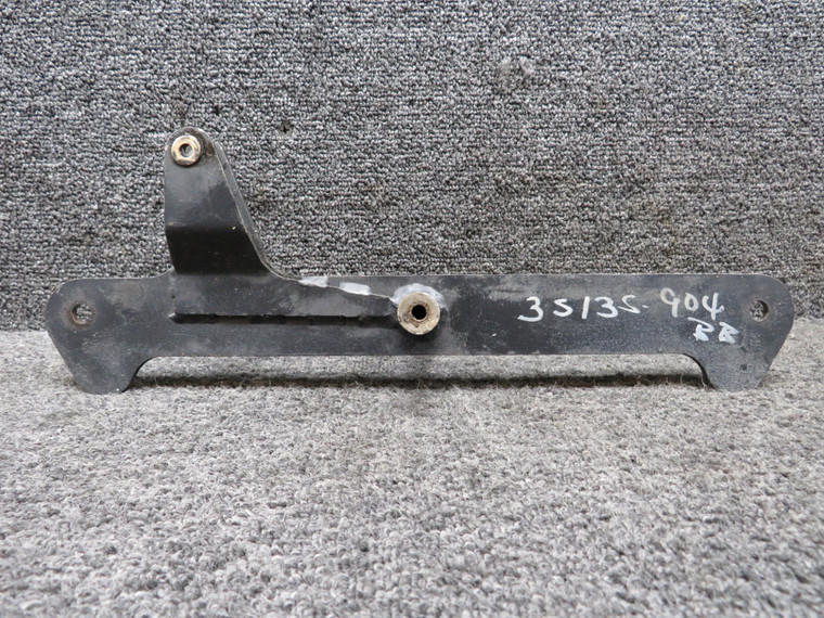 35614-013 Piper PA-28-161 Aileron Bellcrank Assembly RH