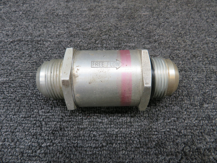 2660002 Parker Low Pressure Fuel Check Valve (Small Chips on Valve End)