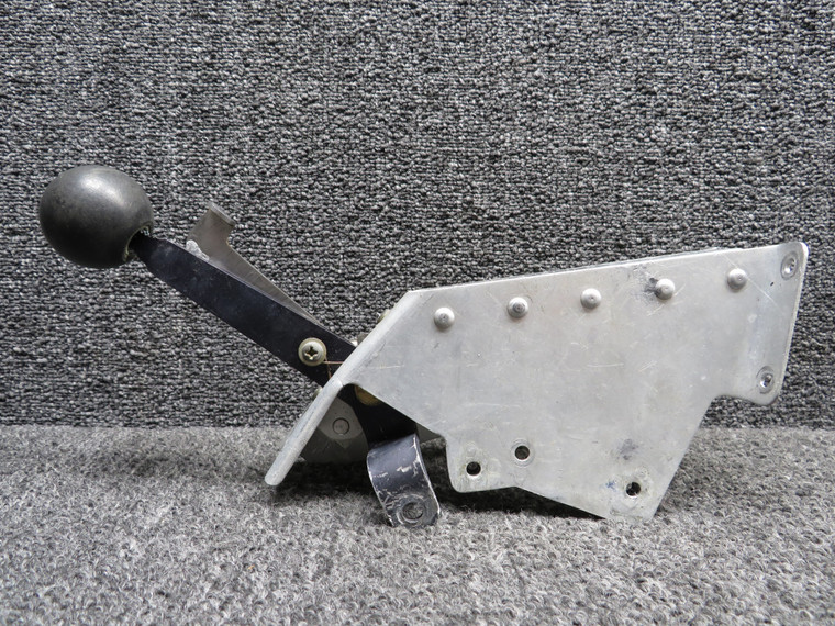 98548-002, 98546-002 Piper PA32RT-300T Cowl Flap Lever Pivot Assembly