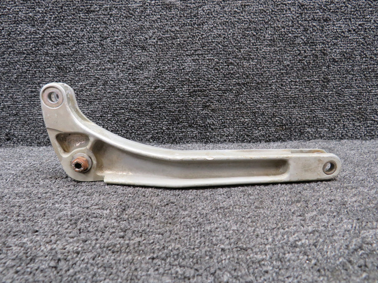 0841220-3 Cessna Landing Gear Bellcrank LH