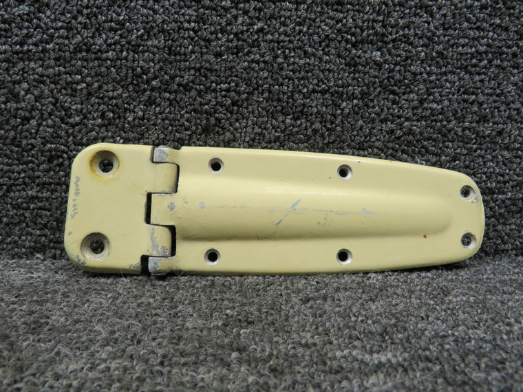 0413426-3 Cessna 150L Upper Cabin Door Hinge Assembly LH (Colored)