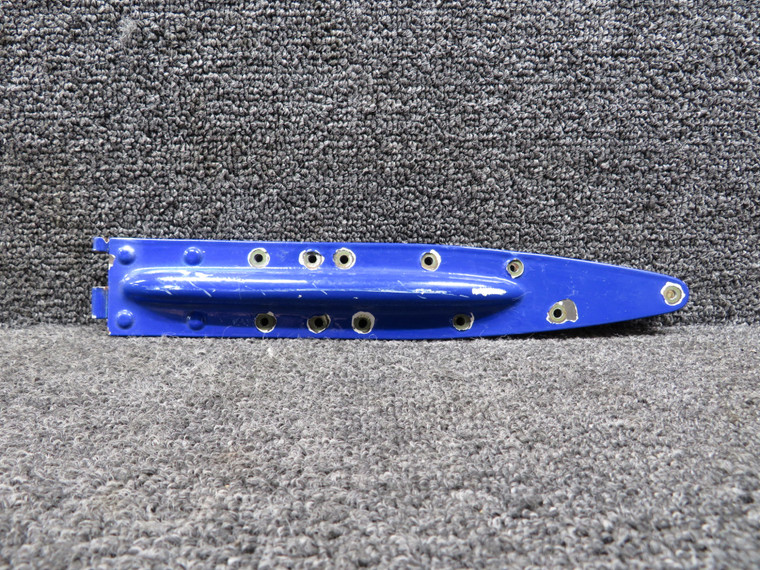 0511238-2 Cessna 172 Cabin Door Hinge Half Assembly RH (Corroded)