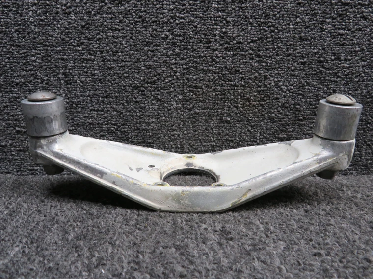 44386-003 Piper PA32RT-300T Nose Wheel Steering Arm Assembly