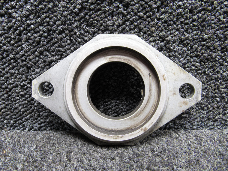 016A-13257 Mitsubishi Engine Mount Collar Retaining Plate