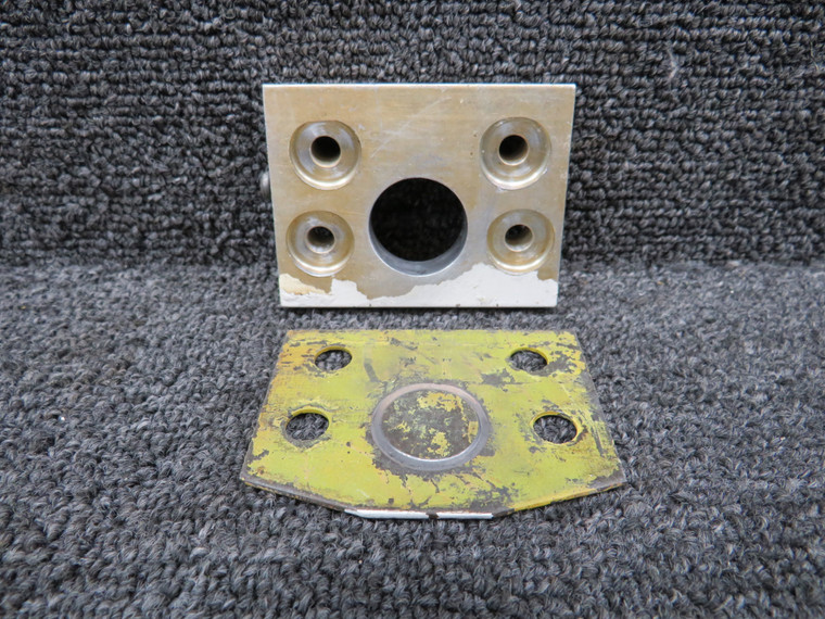 210067-7, 510004-15 Mooney M20E Main Gear Bracket Attachment and Plate LH