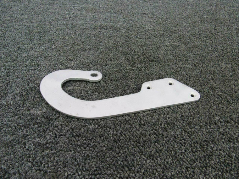 95-410029-51 Beech 95-C55 Nose Gear Baggage Door Hinge Assy Fwd