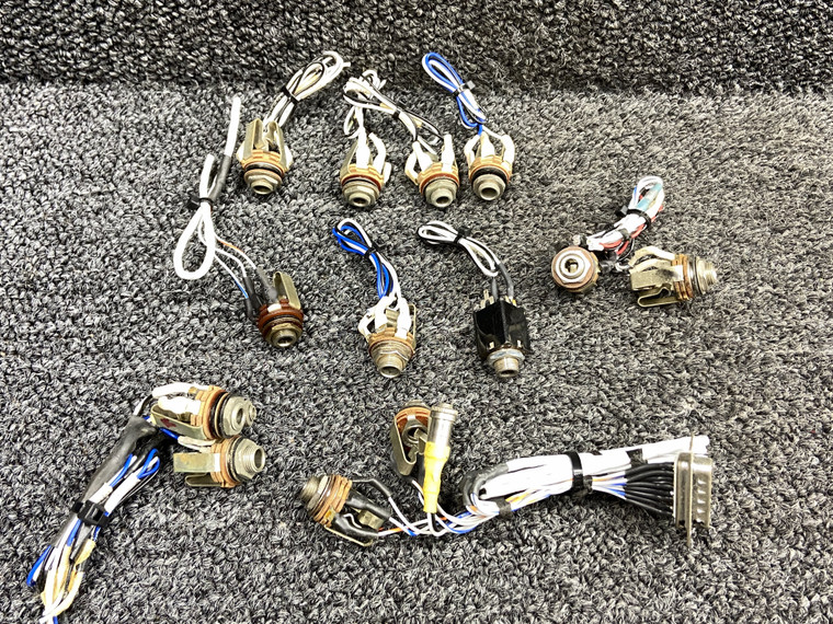 Piper PA32R-301 Headset, Microphone Jack Set