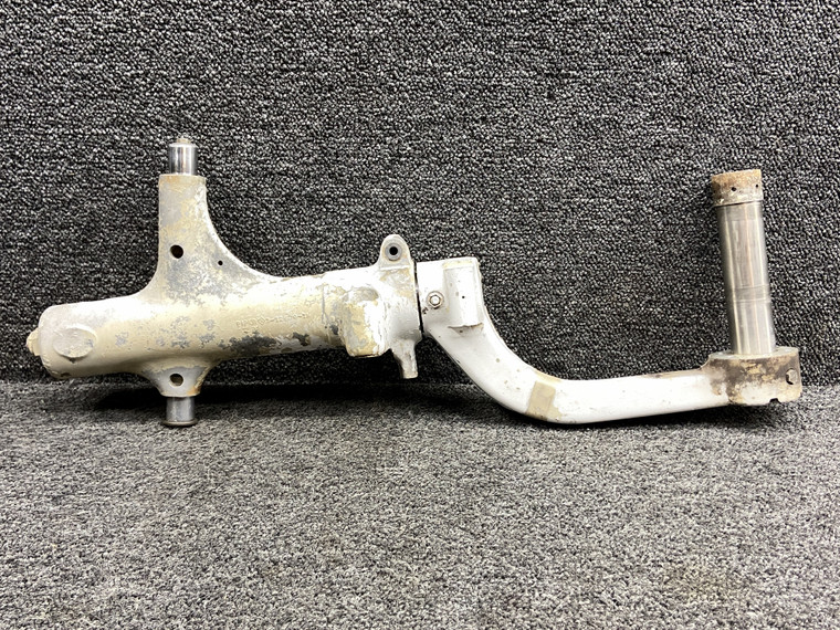 96766-016 (Use: 96766-020) Piper PA32R-301 Main Gear Strut Assy LH (No Links)