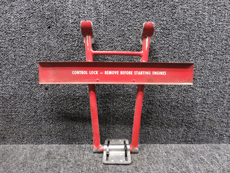 0861702-16 (Alt: 0861702-11) Cessna 310Q Gust Lock