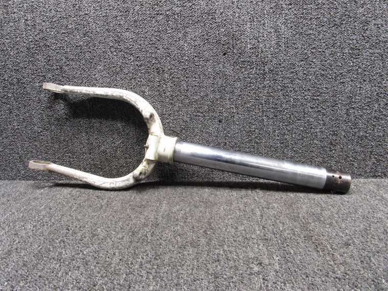 19273-000 (Alt: 751-761) Piper PA23-160 Nose Landing Gear Strut Assy (Detrition)