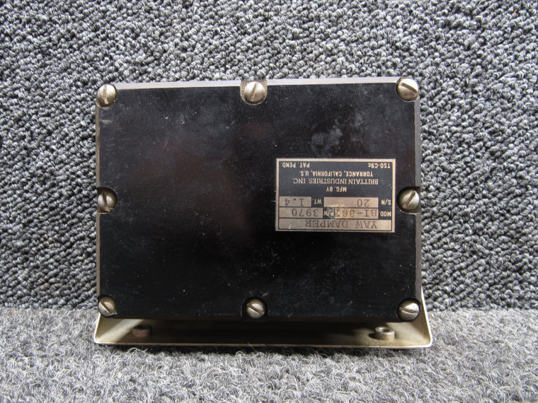 3970 Brittain Industries BI-807 Yaw Damper Unit with Mount (Broken Connectors)
