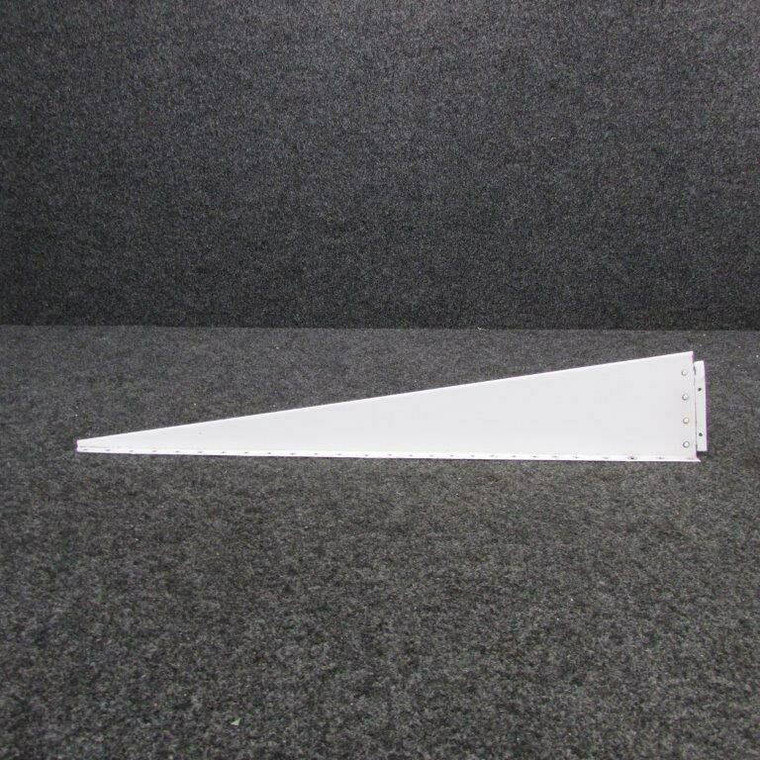 0814112-2 Cessna 310R Fin Assy Ventral Fwd
