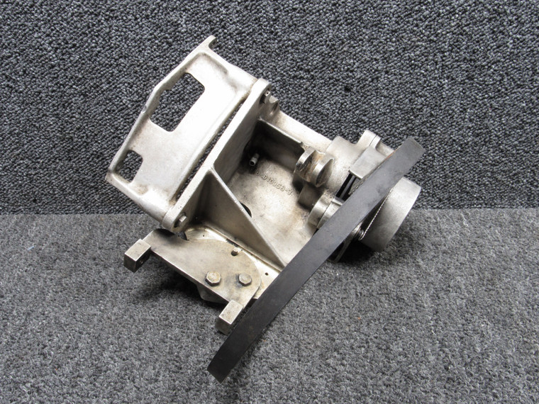 118-910058-1 Beechcraft Compressor Mount Assembly (Minus Quill Shaft)