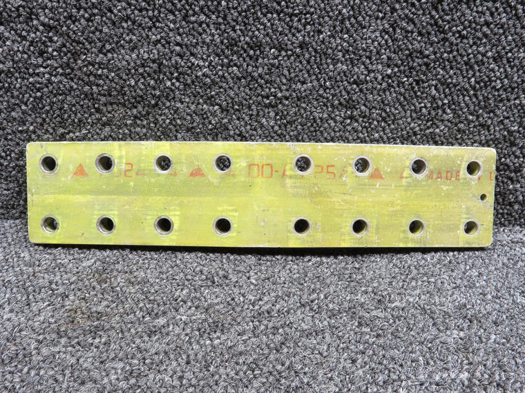 77381-02 Piper PA38-112 Wing Attachment Plate Bottom