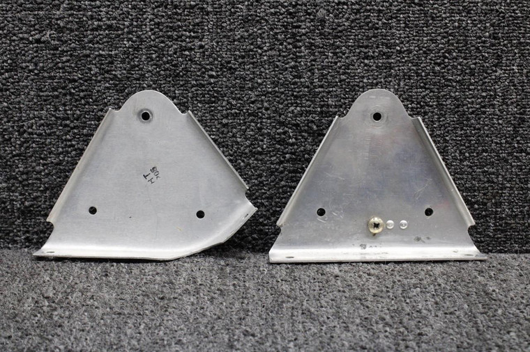65633-000, 65635-000 Piper PA28RT-201T Stabilator Trim Wheel Bracket Assembly