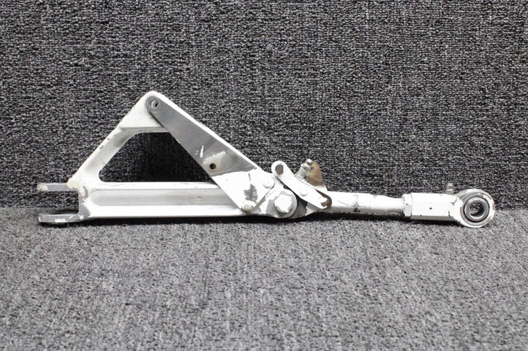 67025-005, 67797-004 Piper PA28RT-201T Main Gear Truss LH with Link