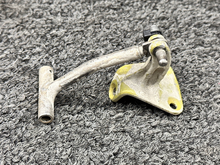 002-430055-39, 002-430055-5 Beechcraft 58 Emergency Window Support with Links