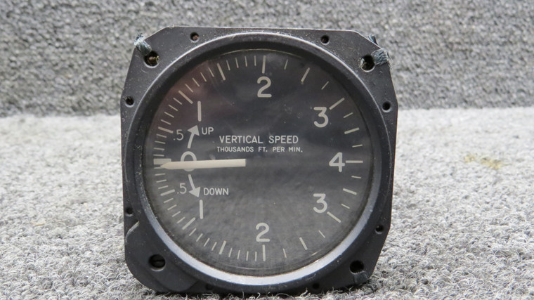 7040-B4L (Alt: 58-380018-1) United Instrument Vertical Speed Indicator