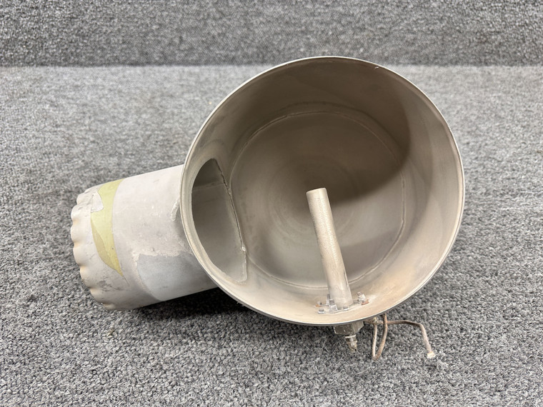 95-554038 (Alt: 95-554038-9) Beech 58 Janitrol Heater Plenum Duct w Thermostat