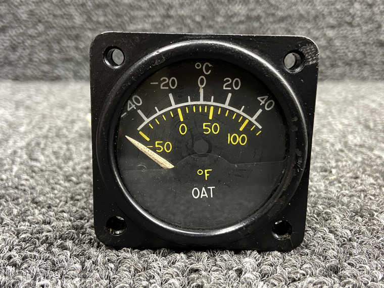 500-23 (Use: C668520-0105) Instruments Outside Air Temperature Gauge w Connector