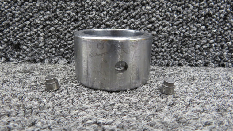 67909-000, 20784-000 Piper PA28R-200 Upper Strut Tube Bearing with Pins