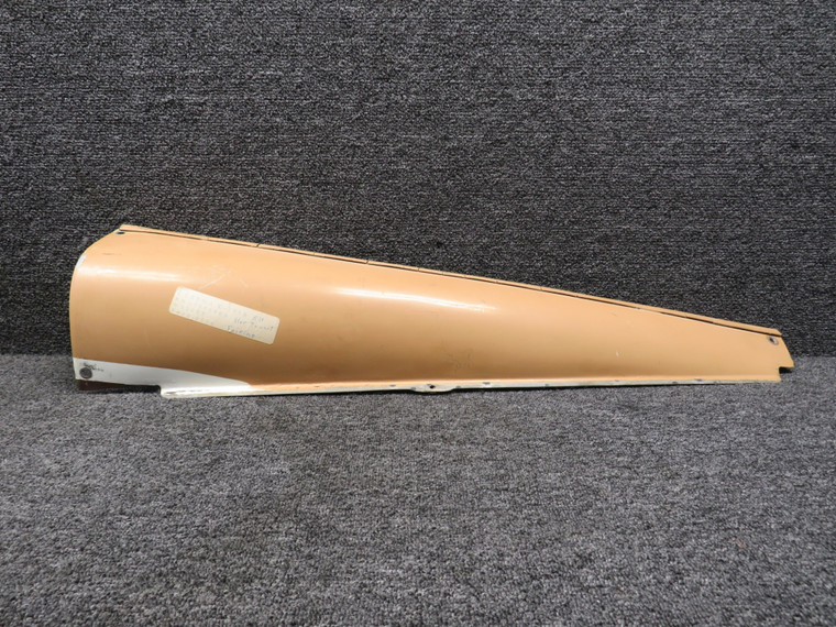 0530010-6 Cessna 175B Stabilizer Fairing Assembly RH (Cracked Seal)