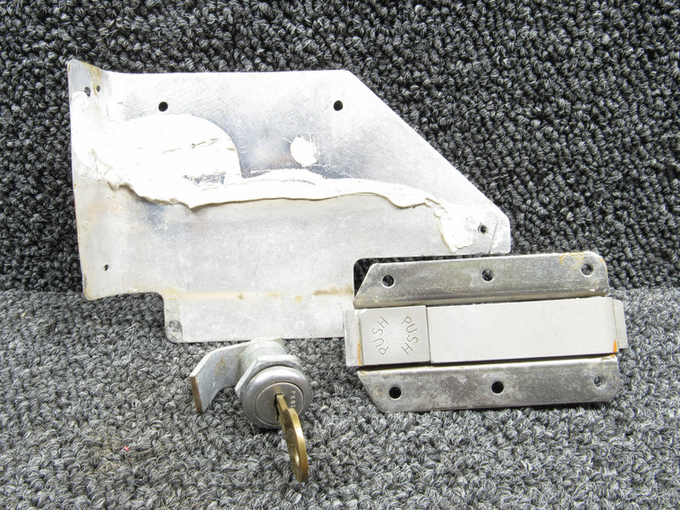 H38-.047-1.188 Rockwell Commander Hartwell Baggage Door Trigger Latch Assembly