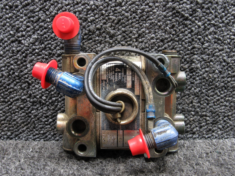 V935LB2100 Skinner 4 Way Valve Assembly (24VDC)