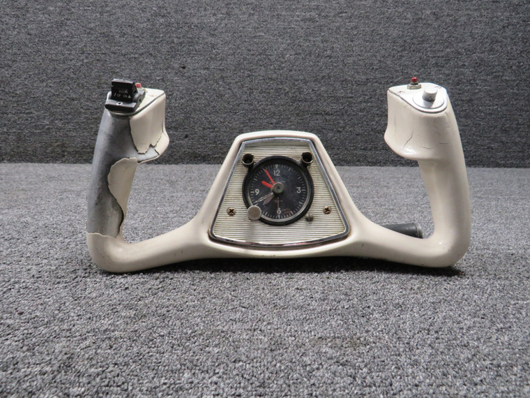 50-524416-677 Beech KA B90 Pilot Control Wheel and Light Assembly w Joint