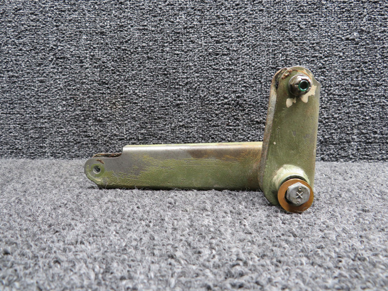 1262038-2 Cessna P210N Flap Bellcrank Assy Outboard RH