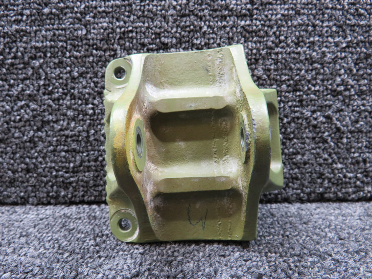 35-524136 Beechcraft King Air B90 Rudder Pedal Bellcrank Support