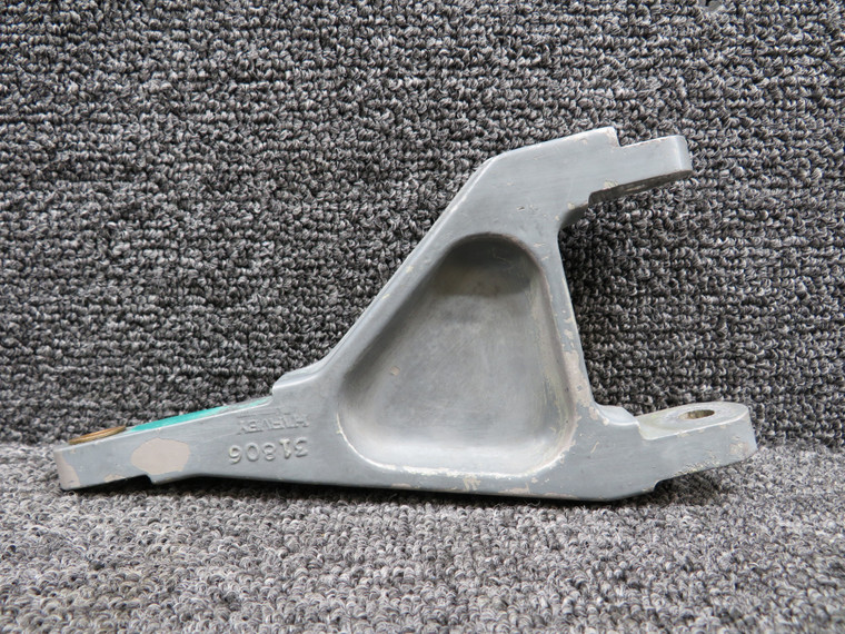 752-914 (Alt: 31805-006) Piper PA-23-160 Main Landing Gear Torque Link