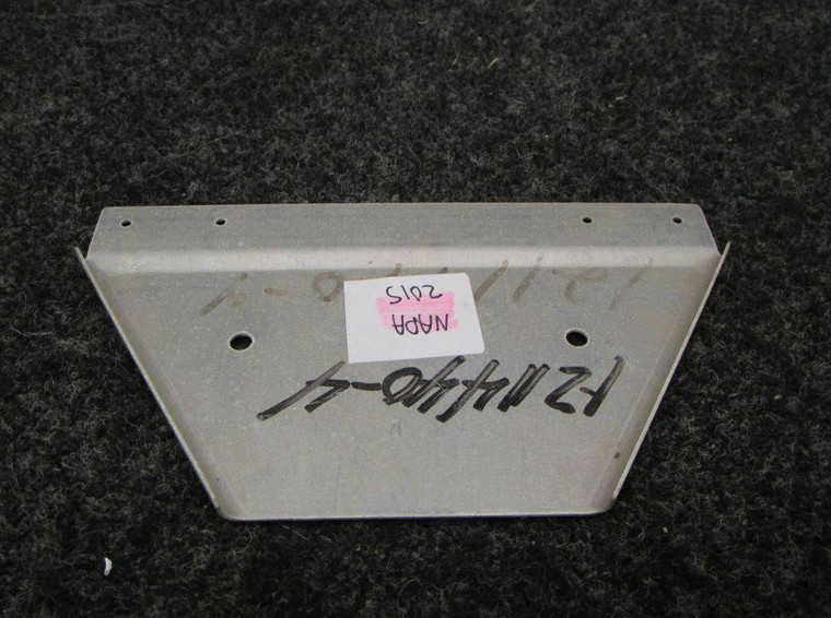 1211440-4 Cessna Gusset Assembly (New Old Stock) (SA)
