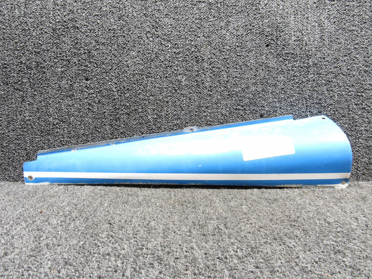 0530010-6 Cessna 172D Stabilizer Fairing Assembly RH