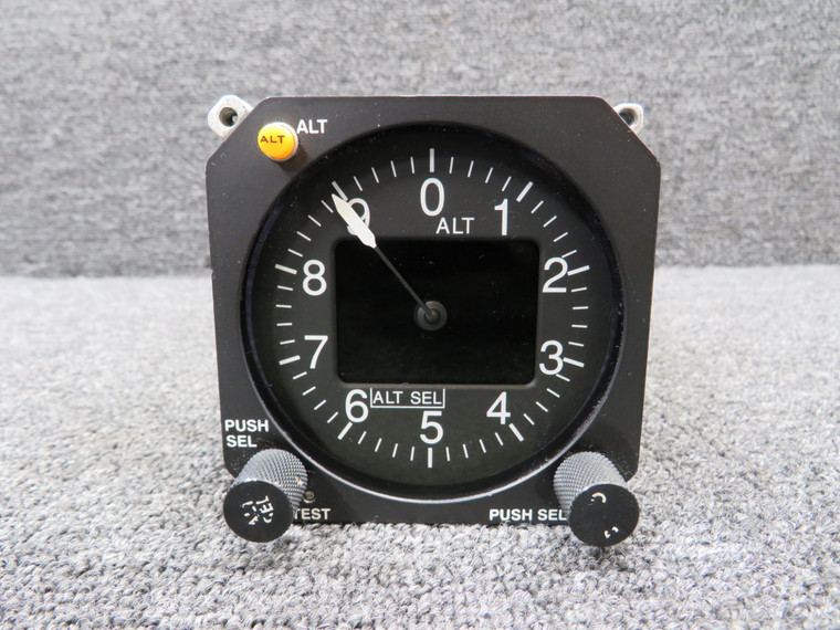 9D-80130-15 Innovative Solutions Air Data Display Unit with Modifications (28V)